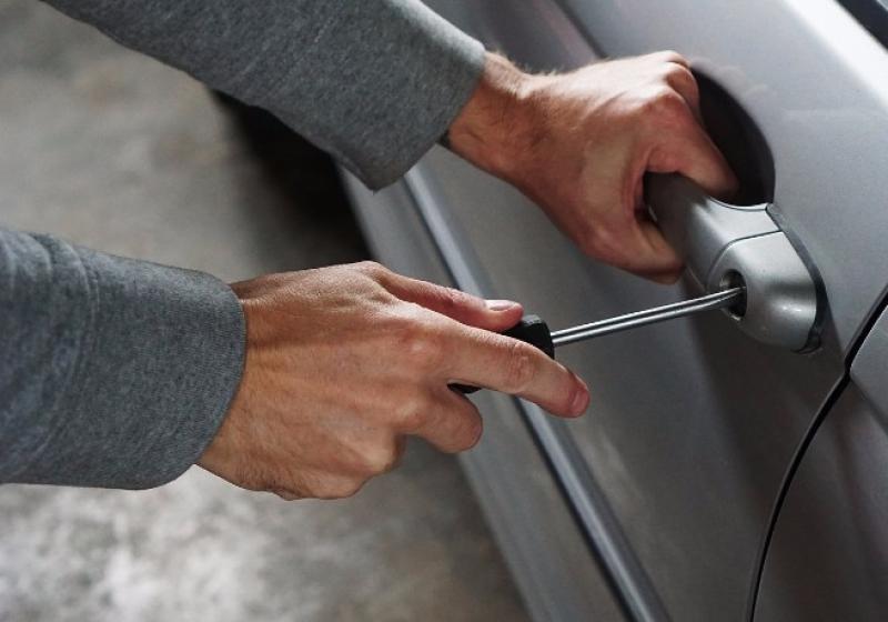 Louth motorists warned as one in five guilty of leaving valuable items exposed in car