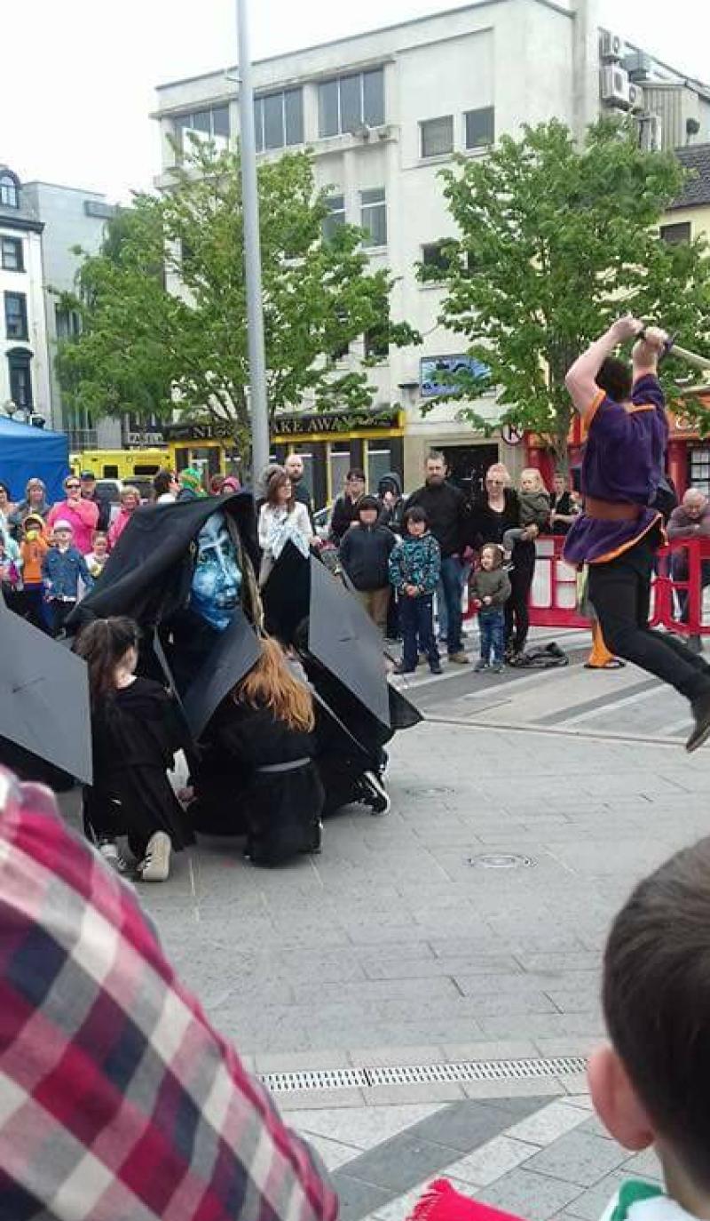 Dundalk M.A.D Youth Theatre recruiting for new programme