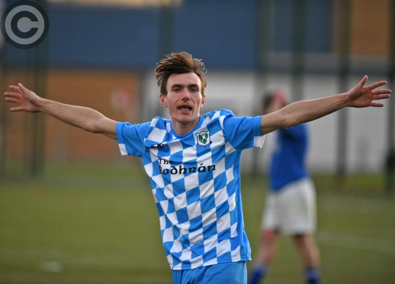 Myles' double helps Woodview to fifth win of the season