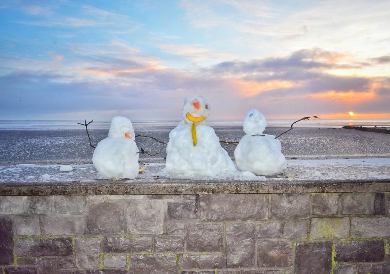 WATCH: Blackrock at the height of last night's snow storm