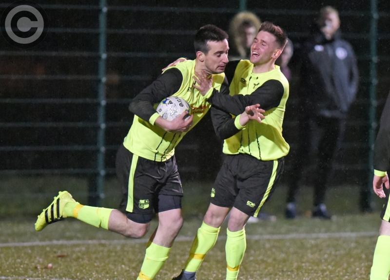 Smith's second-half strike earns Muirhevna Mor a point against Newfoundwell