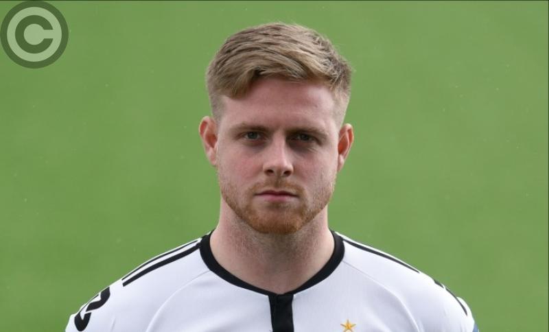 Striker Byrne signs 18-month contract with Dundalk FC