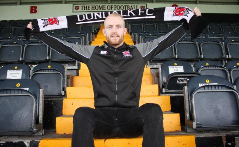 Dundalk FC sign former Wolves and Ross County 'keeper