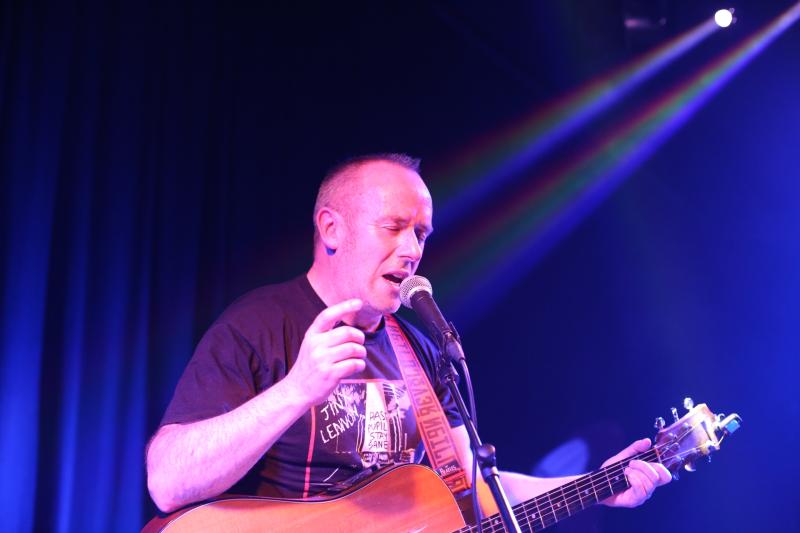 Dundalk's Jinx Lennon headlines at An Táin this Saturday