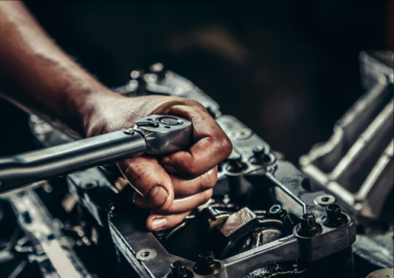 Mechanic required for local bus company