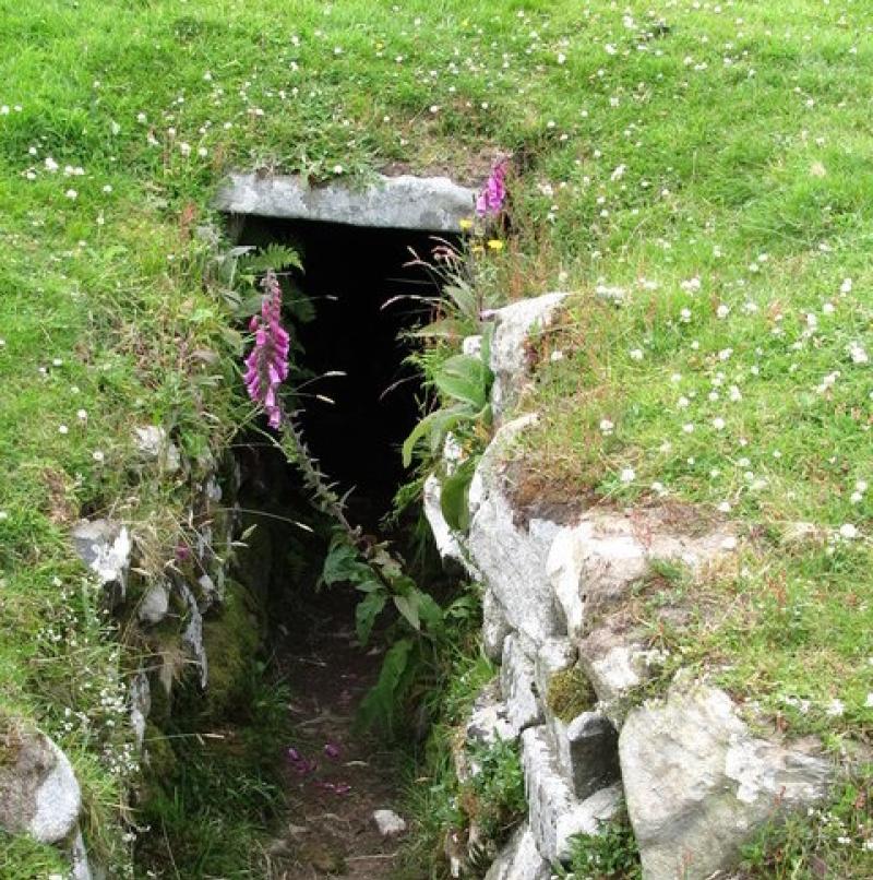 ‘The Run Of The Black Pig’ is widespread in folklore from Donegal to Louth