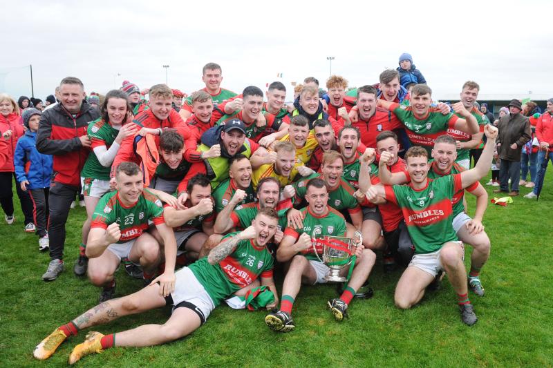 The Glen Emmets team vs John Mitchels