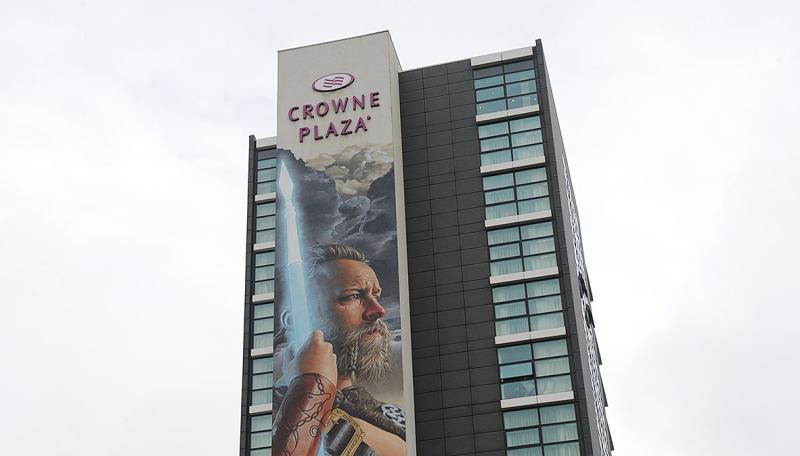 Smug One Crowne Plaza