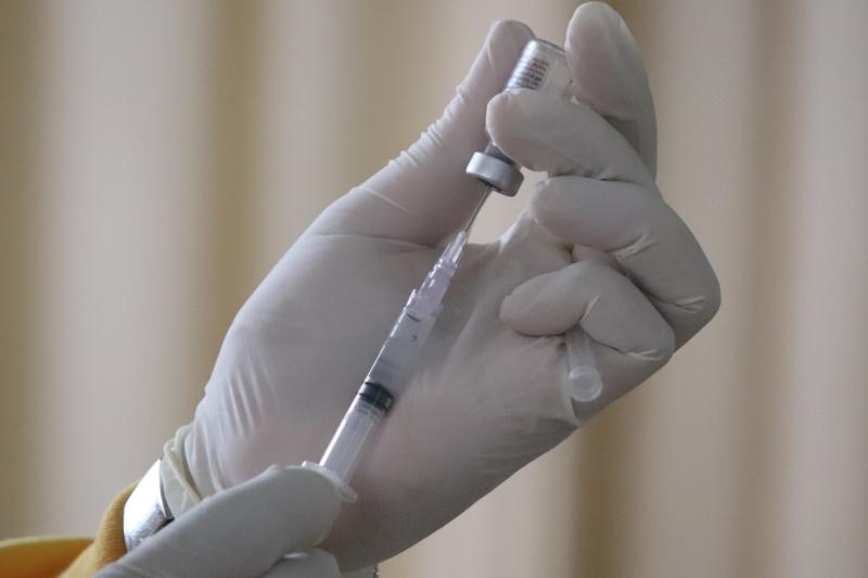 Vaccinations at Fairways centre cancelled for today