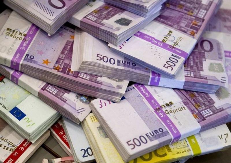 Euro cash notes