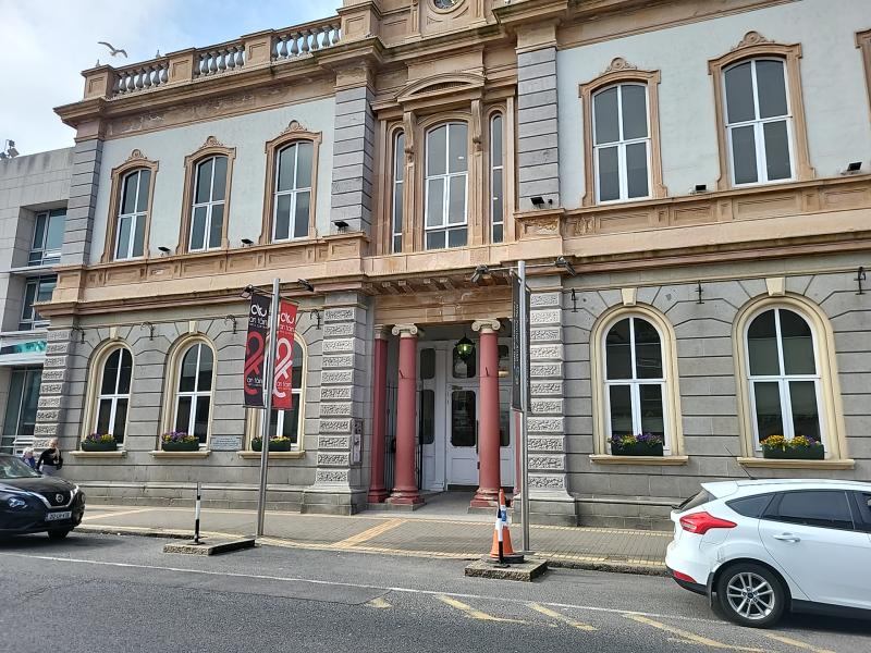 Dundalk cllrs seek action on clothing banks following IBAL results