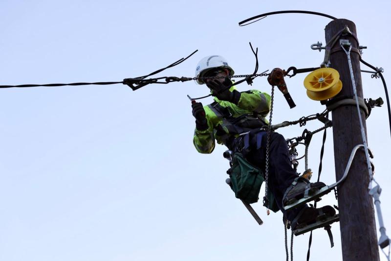 Storm Éowyn: ESB Networks continuing to restore power in Louth