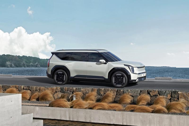 Louth Motoring: Kia EV9 - Electric Winner