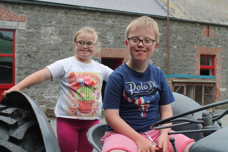 Three Louth organizations receive €2,000 for Parent Peer Support Projects