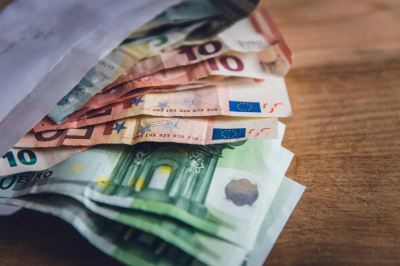 Irish people unaware they are eligible for little-known €4,000 cash boost payment