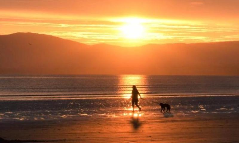 Louth Weather: Sunny and very warm day