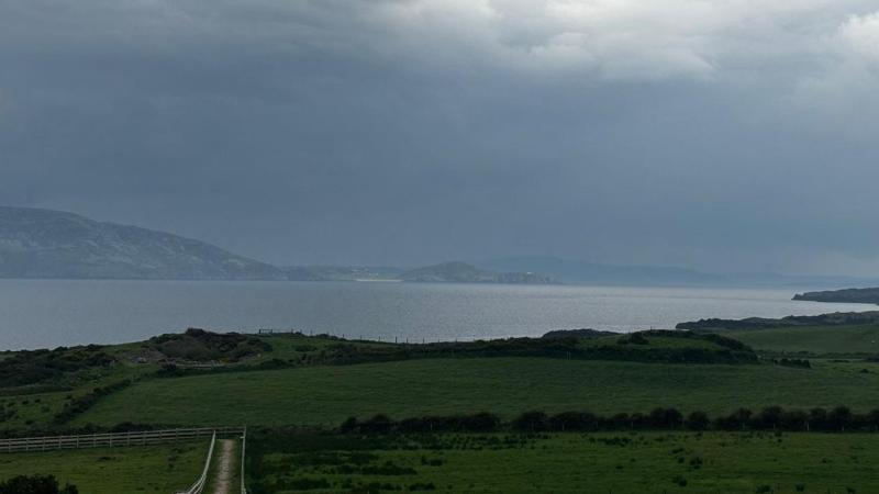 Louth Weather: Mostly cloudy with mist and hill fog