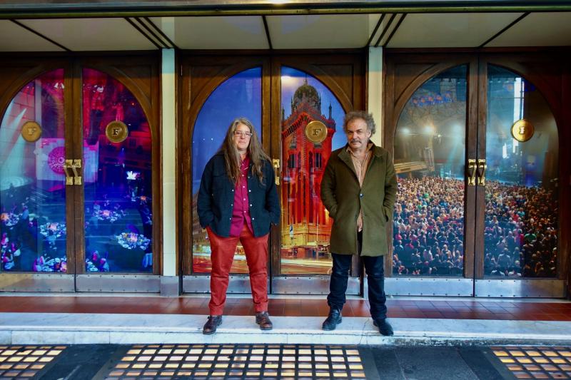 Musicians Jim White and Marisa Anderson set to perform in Dundalk's Roe River Books