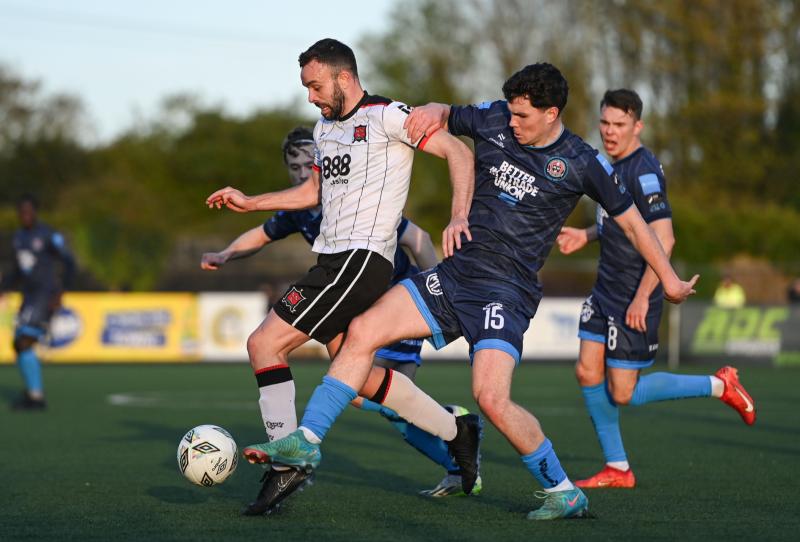 Dundalk battle it out against Bohs