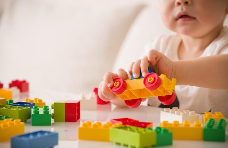 Cr&egrave;che place shortage at crisis point  in Louth 