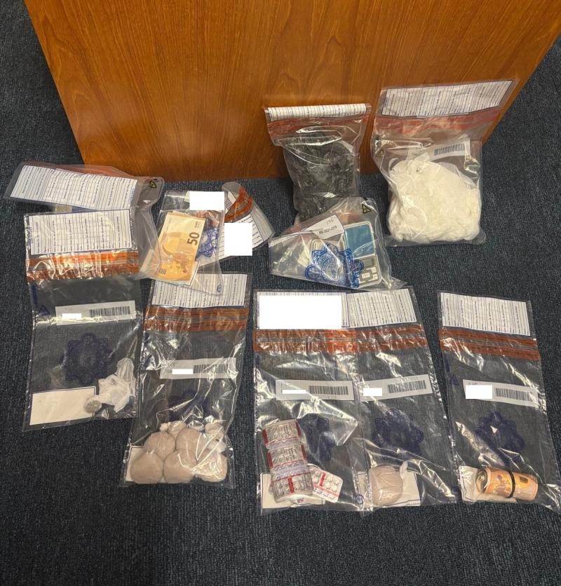 Man arrested after drugs worth thousands seized from Dundalk residence