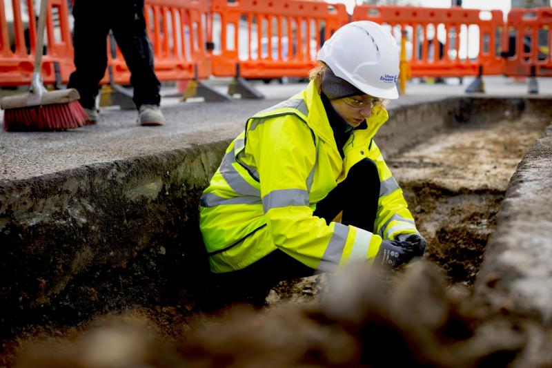 Uisce Éireann crews repairing burst water main in Dundalk