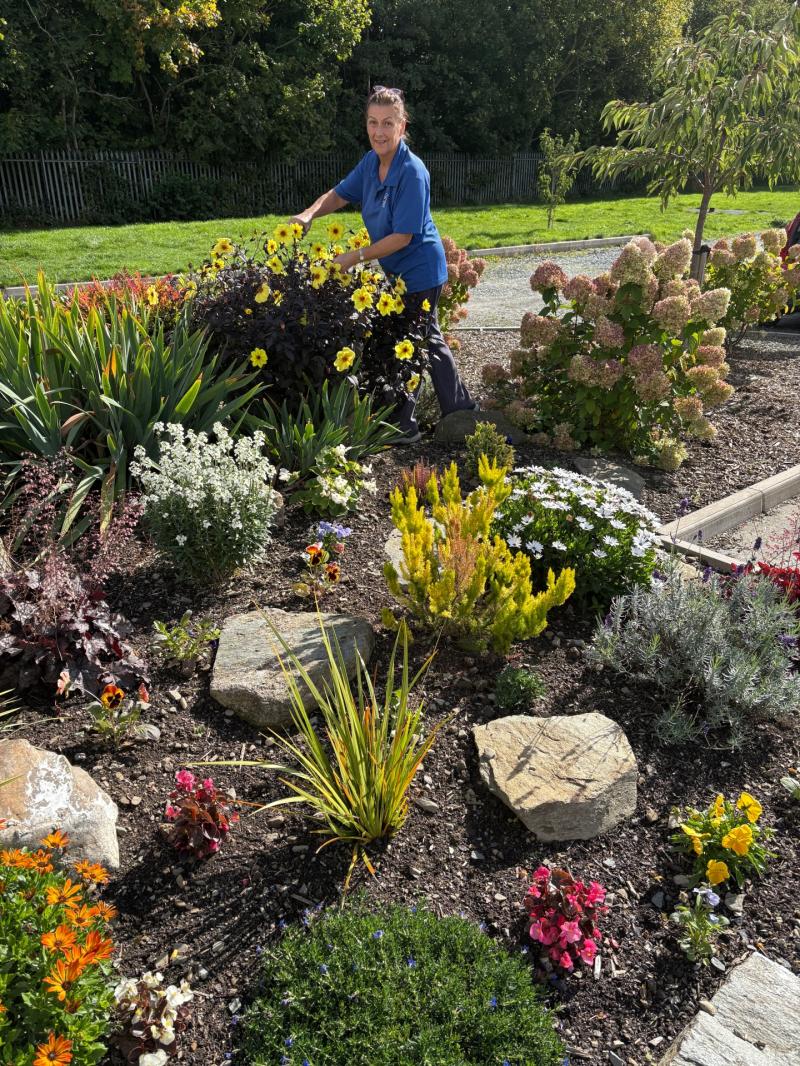 Dundalk Dog Rescue snaps up top prize at Louth in Bloom 2025