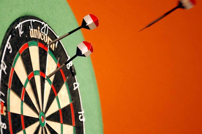 Dundalk welcomes 'The Ferret' for darts exhibition