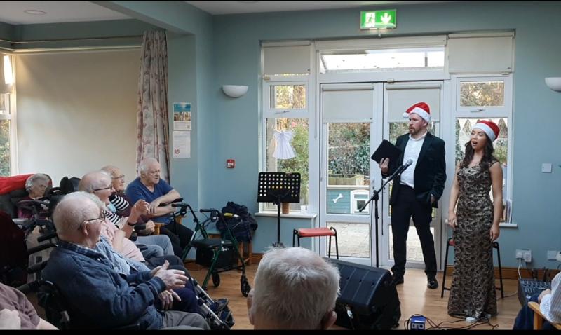 Festival in a Van brings Christmas cheer to residential care homes across Louth