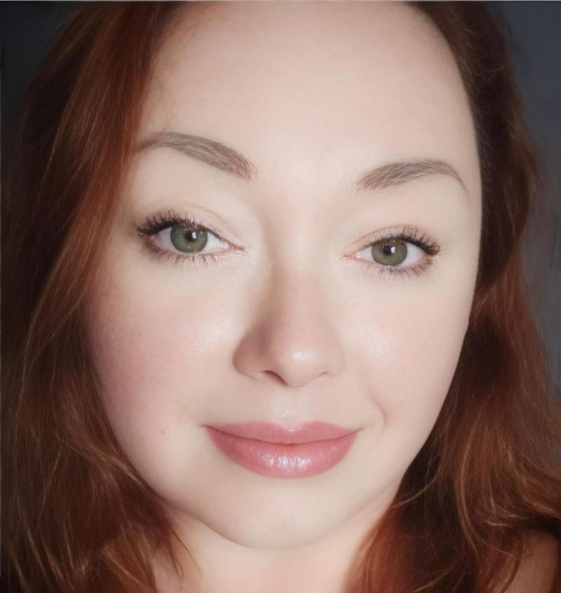 Dundalk comic Elizabeth Redmond on cats, cheese, and conquering her bucket list