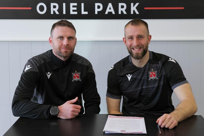 Dundalk reinforce key positions with Kearns and Mullen deals