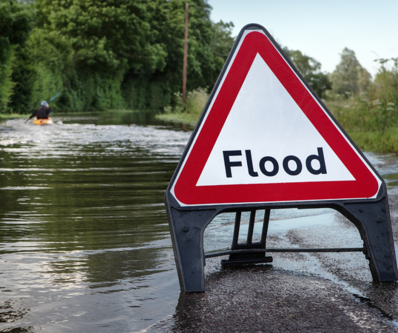 Bank Holiday washout for Louth as Met &Eacute;ireann issues weather warning for rain and floods