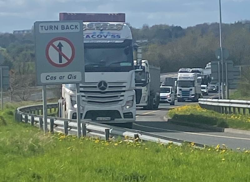 M1 disruption continues in Dundalk as fuel protests cause major delays at key junctions