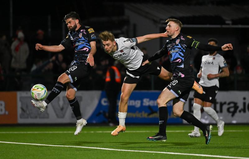 Dundalk FC batrle back to earn draw with Candystripes