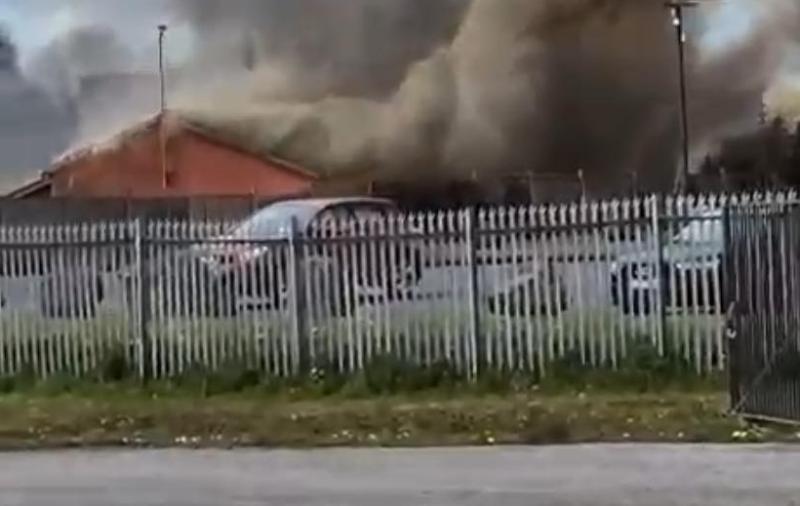 BREAKING: Firefighters tackle blaze at popular Louth hotel 