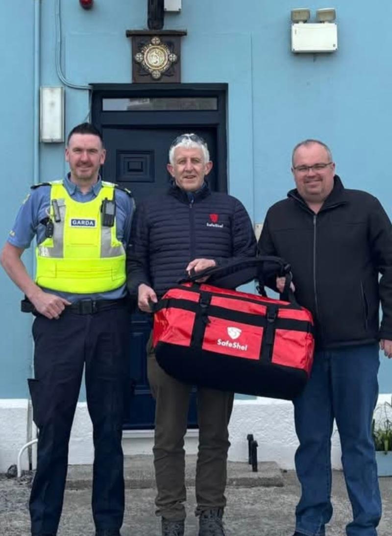 Cooley Peninsula Community Alert donate SafeShel unit to An Garda S&iacute;och&aacute;na