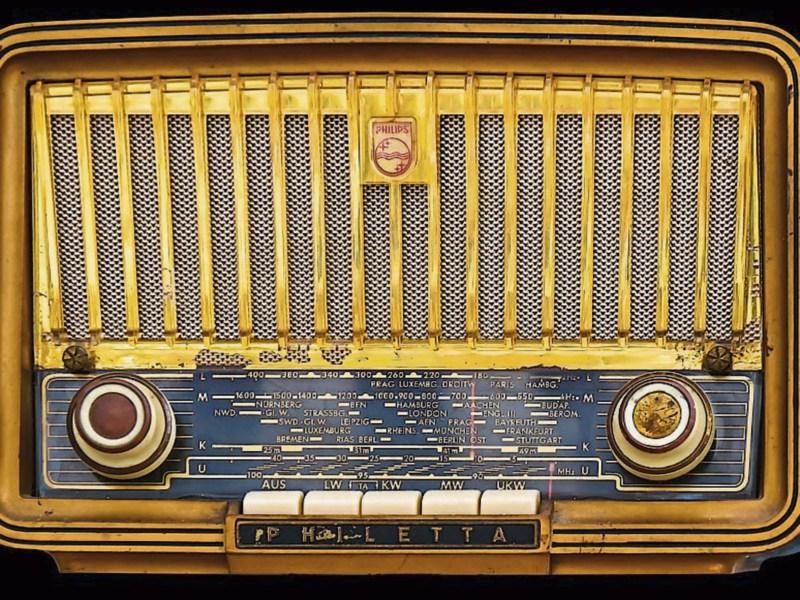 Trip Through Time: Early radio broadcasting in Dundalk area