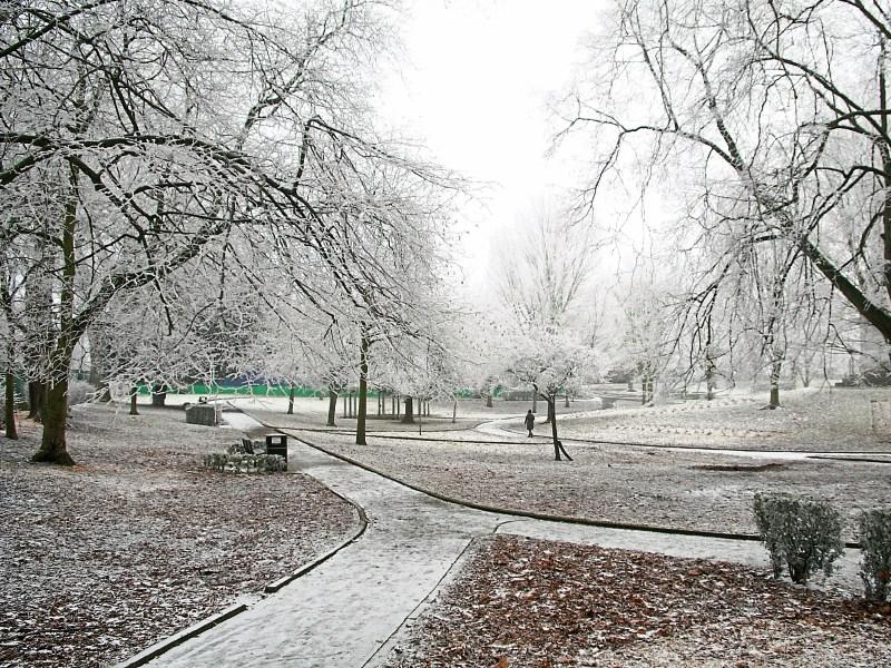 Louth Weather: Frost and ice slow to clear this morning