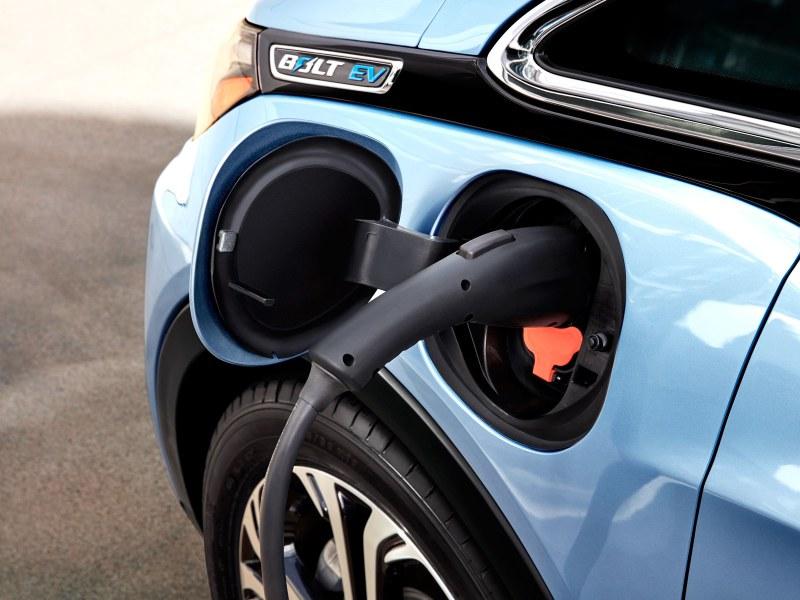 Huge increase in sales of electric cars in Louth 