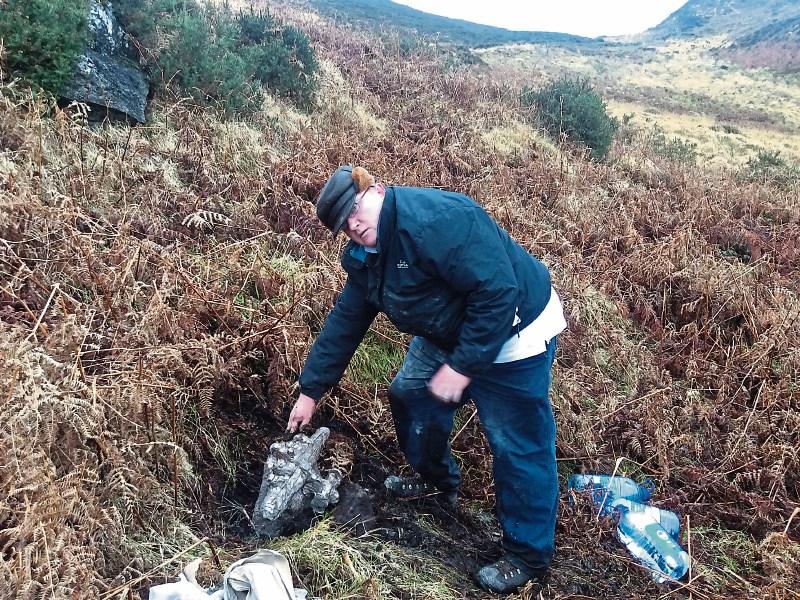 Local man makes statue for site of 1942 Liberator plane crash