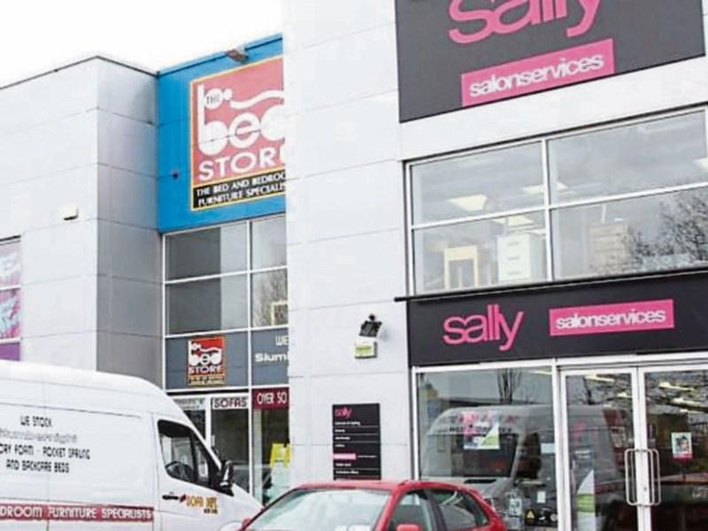 Coes Road retail unit goes under hammer