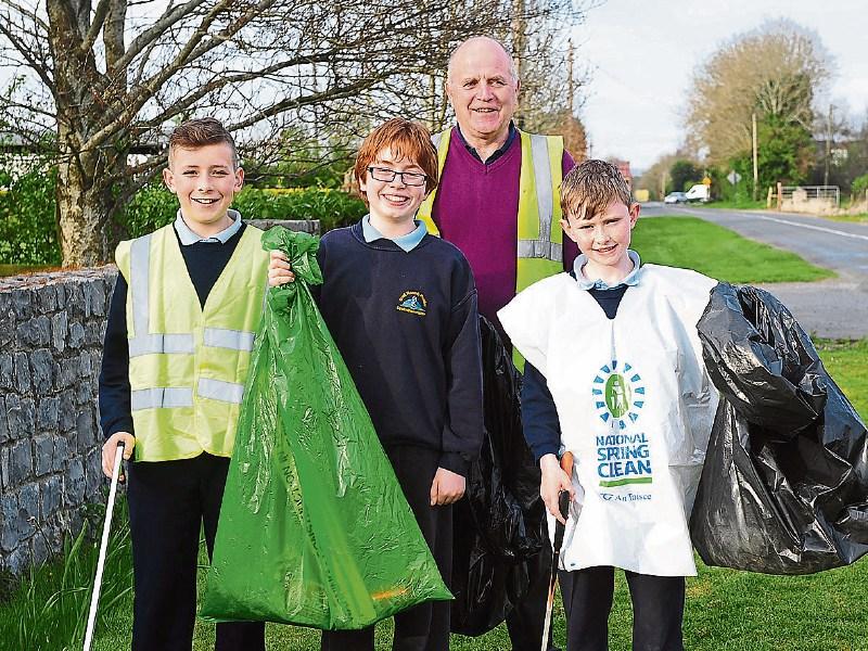 A spring clean-up by Dromiskin volunteers