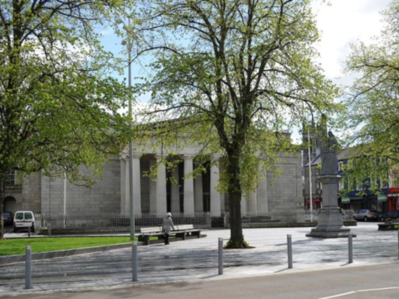 Man (31) denies luring victim to mid-Louth address