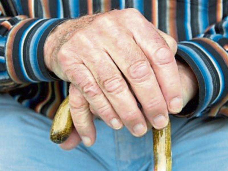 Alone urgently seeks volunteers to support older people in Louth