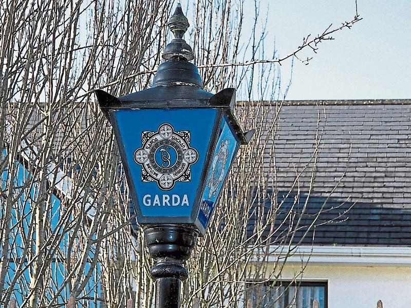 Gardai investigate thefts from cars in Dundalk 