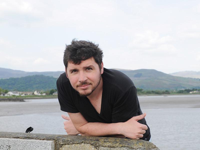 Describe Dundalk people: ‘hilarious and fond of an aul schneer’