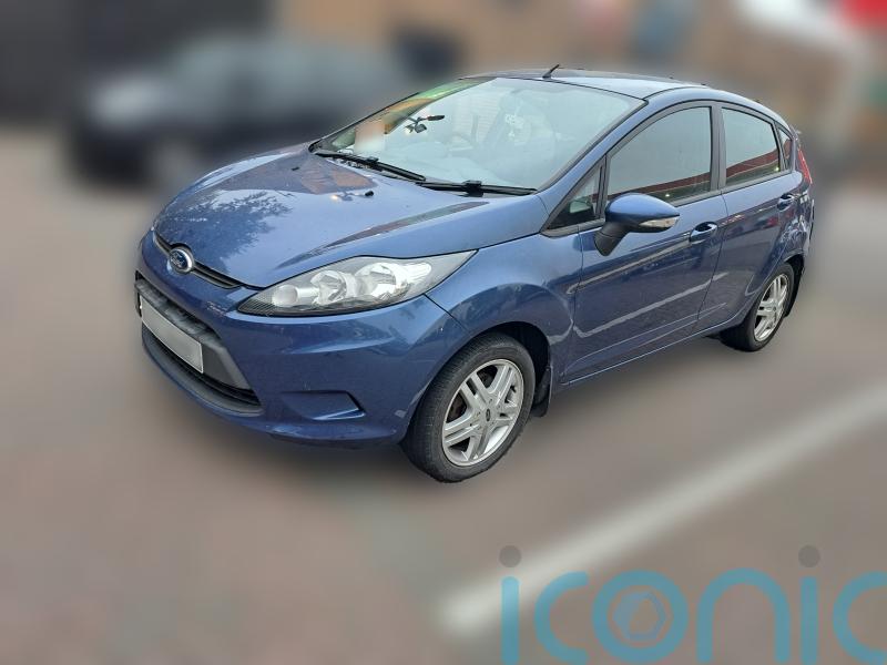 Police release CCTV of car used by gunmen who shot off-duty detective