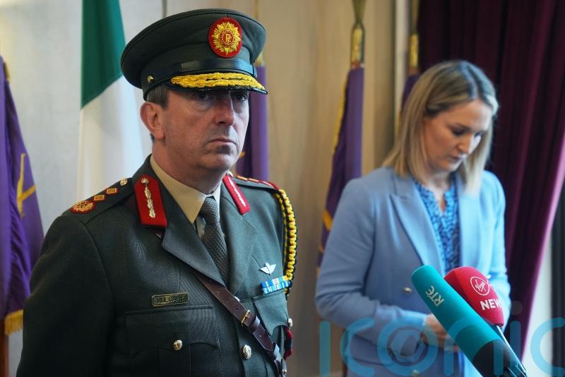 Contributors to Defence Forces tribunal will be given support, minister says