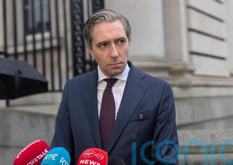 Simon Harris says spending ceilings on departments will be &lsquo;binding&rsquo;