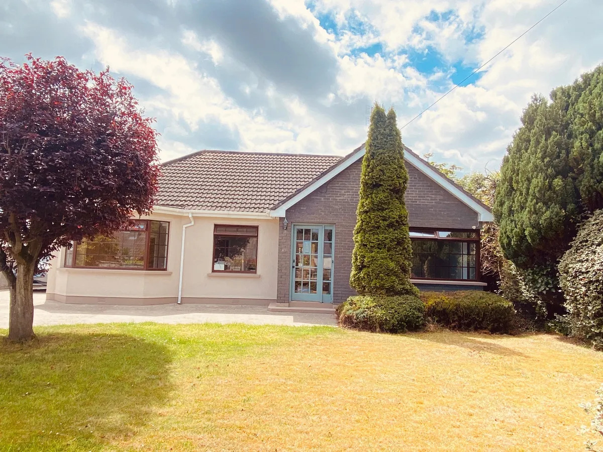 Dundalk Property Detached 3 bed bungalow on the Old Golflinks Road